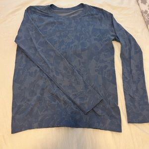 Printed Blue Lululemon “Swiftly Relaxed Long Sleeve”